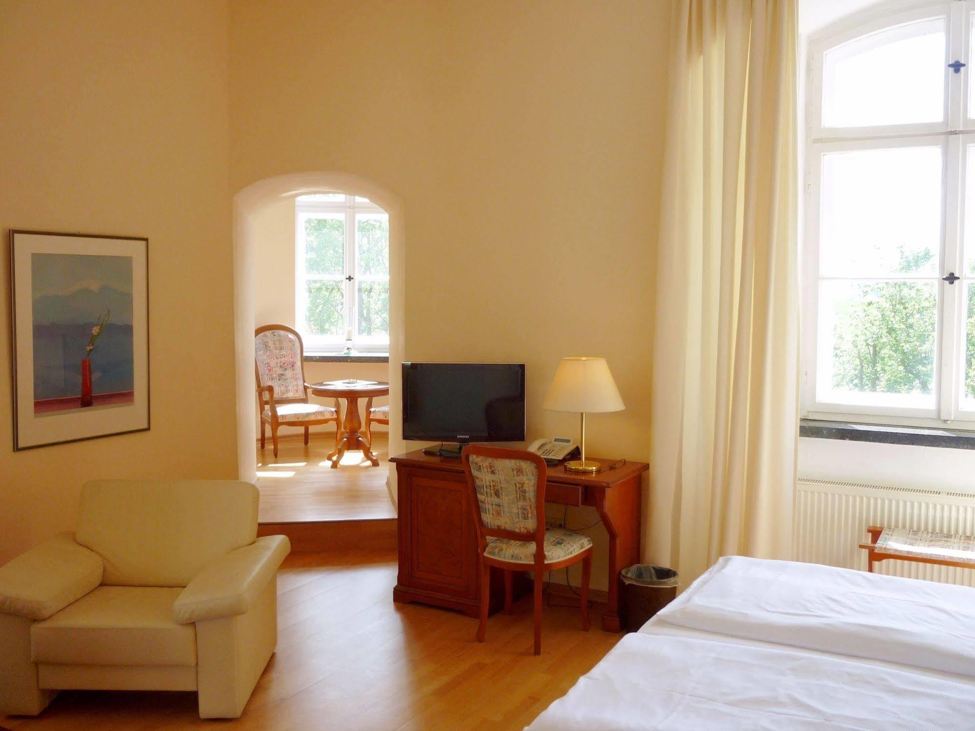Hotel Schloss Spyker Glowe Exteriör bild